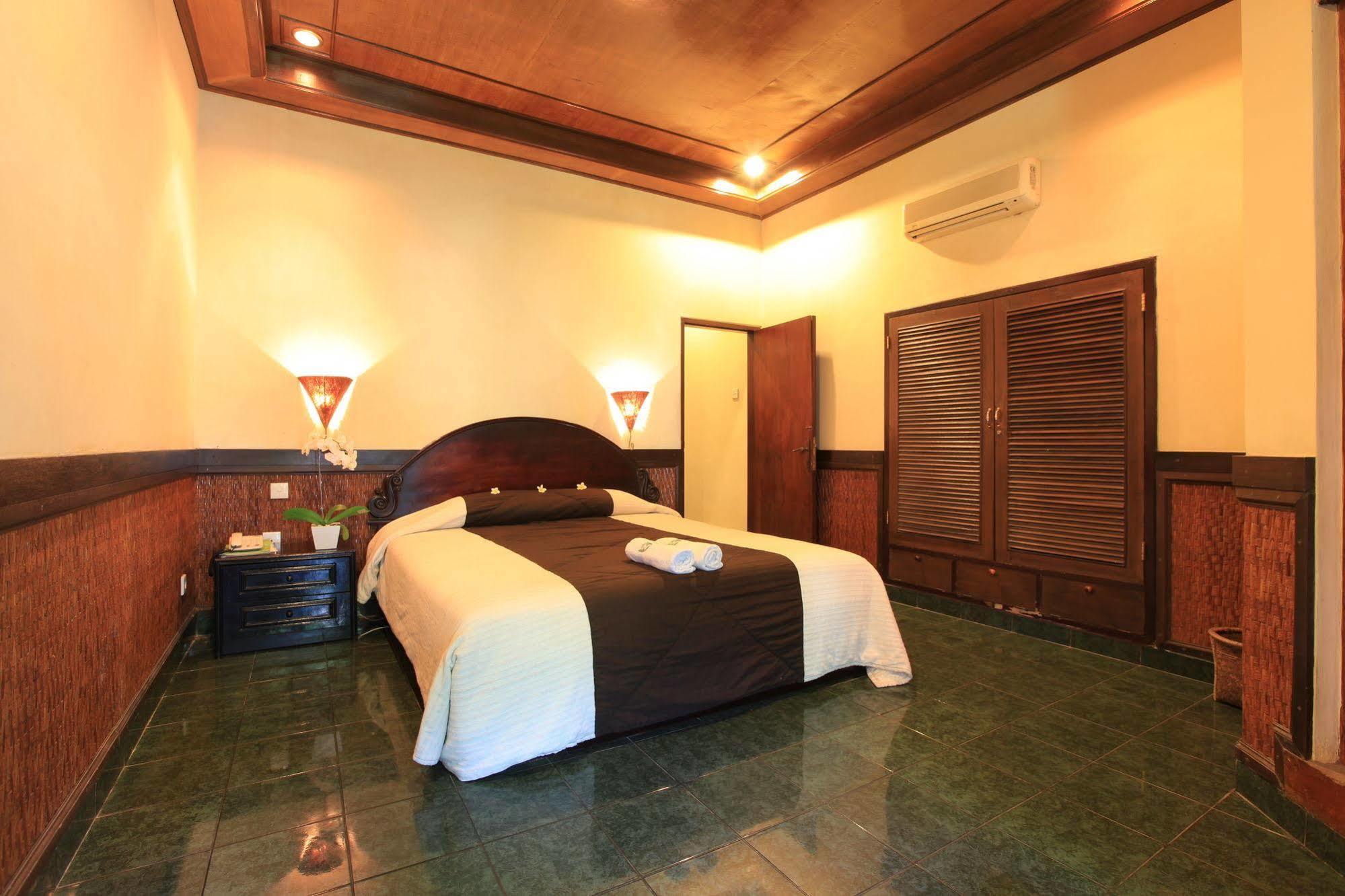 Sukun Bali Resor 3*